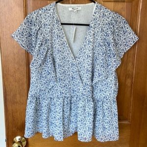 Madewell Georgette Ruffle-Sleeve Peplum Top in Americana Floral, size M